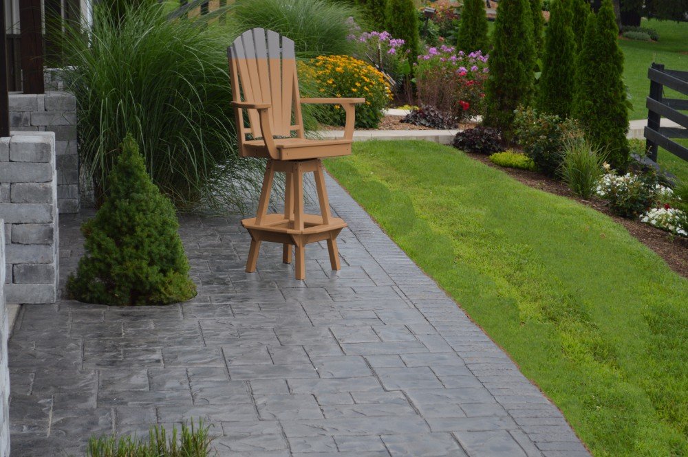 Cedar Adirondack Swivel Bar Chair with Arms Z402469