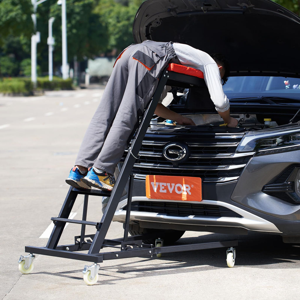 Padded Automotive Creeper with 4 Swivel Wheels L74357