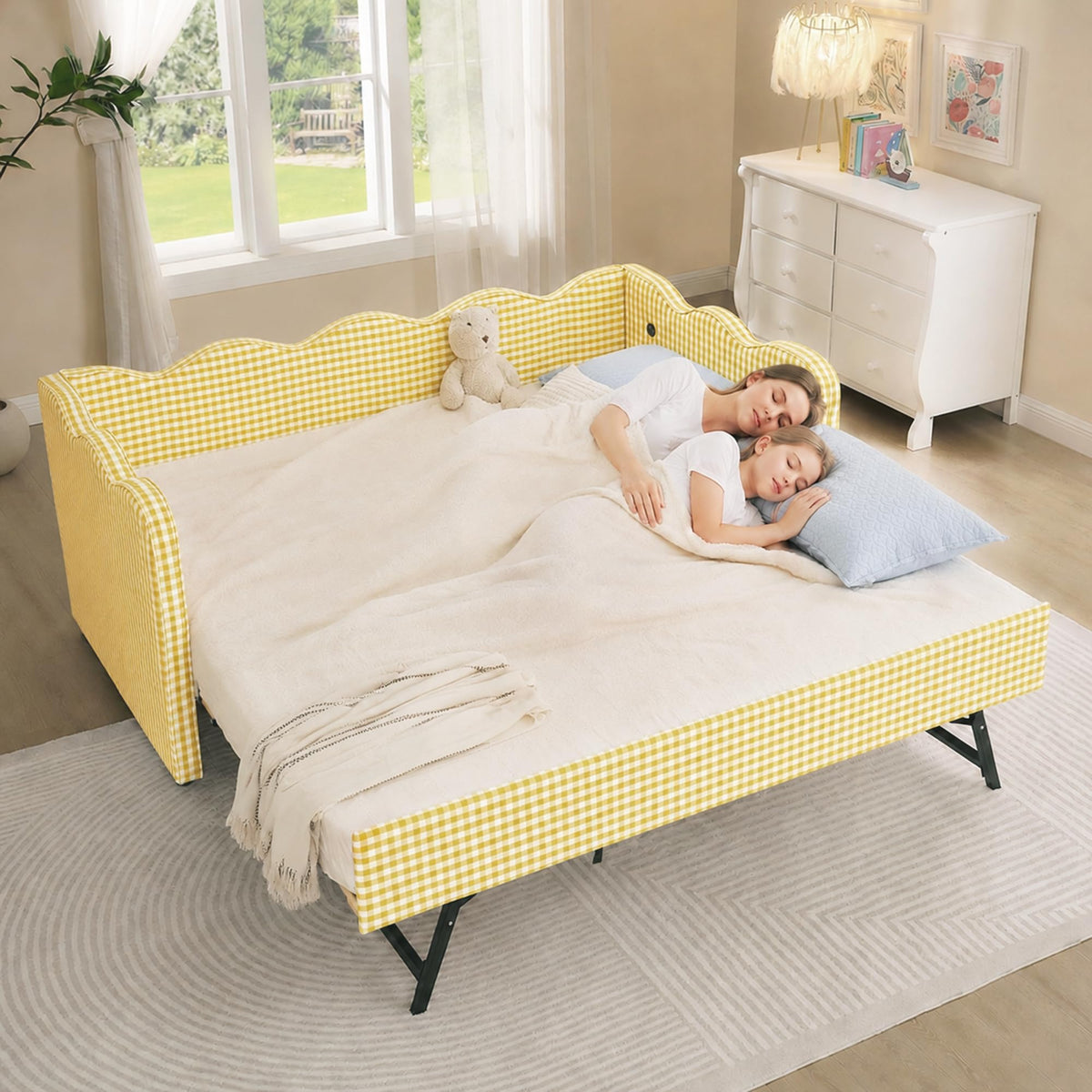 Twin Size Linen Upholstered Daybed with Trundle D742